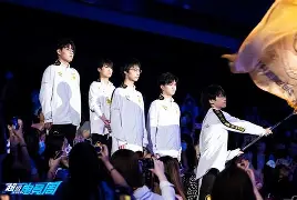 半岛体育官方网站-半决赛巅峰对决！胶东火狐队击败岭北青龙队，板球赛场再起波澜；更衣室氛围正向的简单介绍
